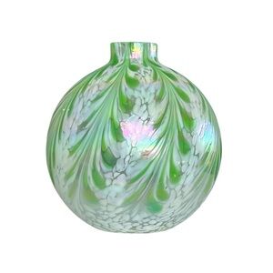Traditions Handblown Green White Iridescent Art Glass Oil Lamp Flower Bud Vase